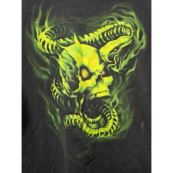 Vintage Tee Shirt 2X Goth Skull Snake Skeleton Glow‎ in the Dark T-Shirt Black - Picture 3 of 6